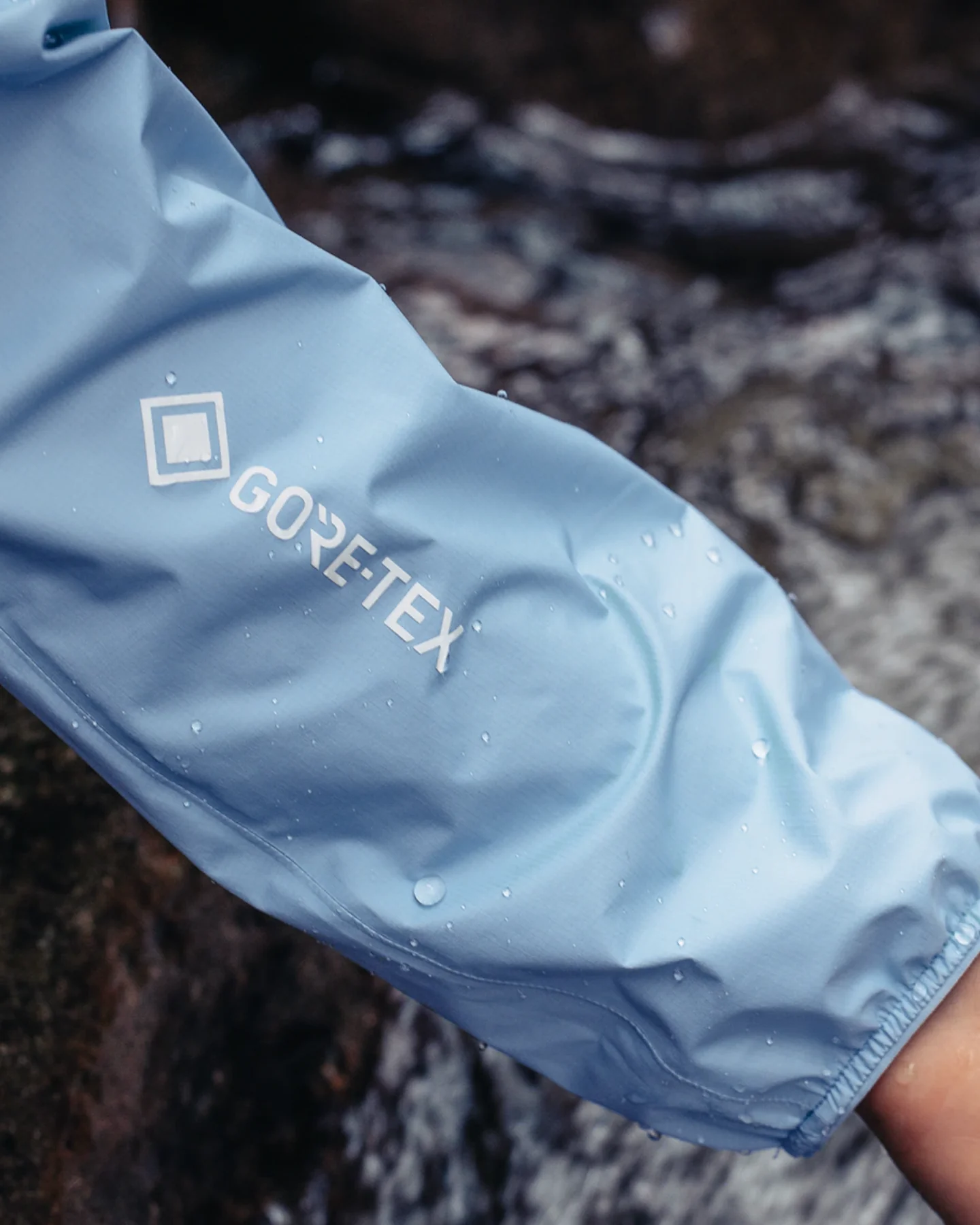 Burton Men's [ak]® GORE-TEX® Minimalist Anorak Rain Jacket - Moonrise - Image 4
