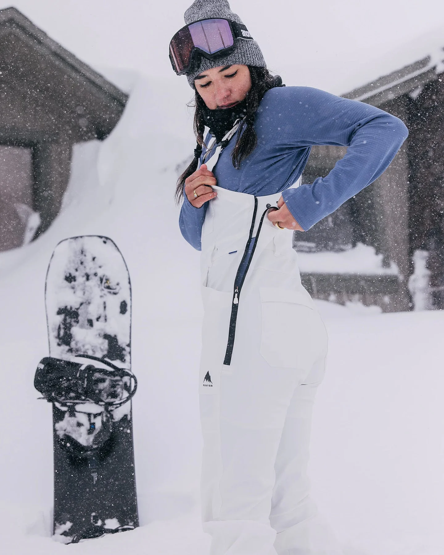 Burton Women's Avalon Stretch 2L Bib Snow Pants - Stout White - Image 4